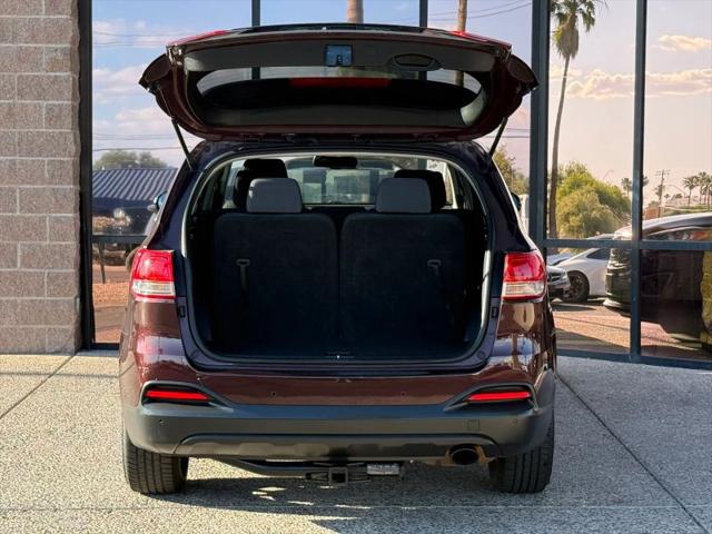 2016 Kia Sorento 2.4L LX