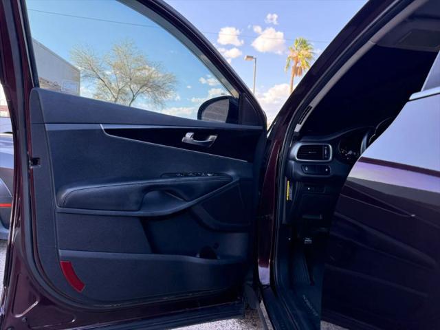 2016 Kia Sorento 2.4L LX