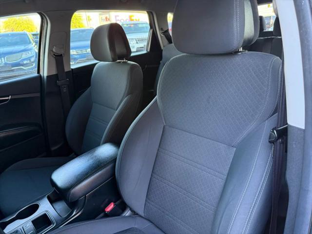 2016 Kia Sorento 2.4L LX