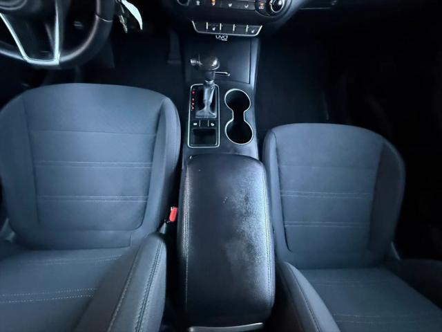 2016 Kia Sorento 2.4L LX
