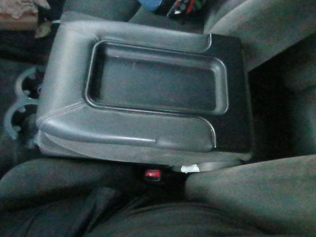 2004 Chevrolet Avalanche Base