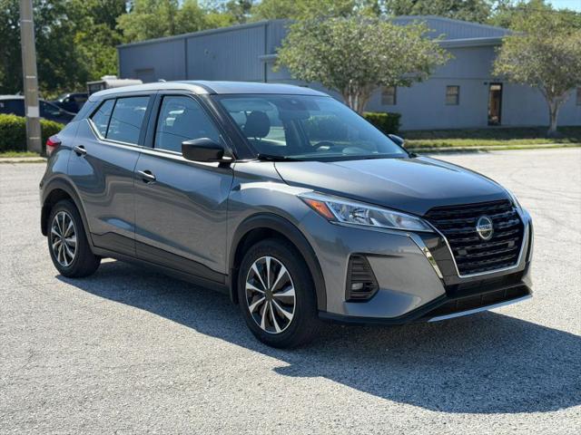 2024 Nissan Kicks S Xtronic CVT