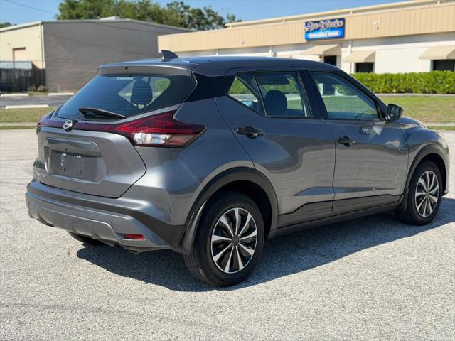 2024 Nissan Kicks S Xtronic CVT