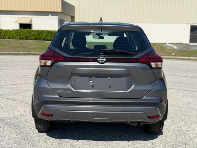 2024 Nissan Kicks S Xtronic CVT
