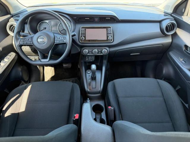 2024 Nissan Kicks S Xtronic CVT