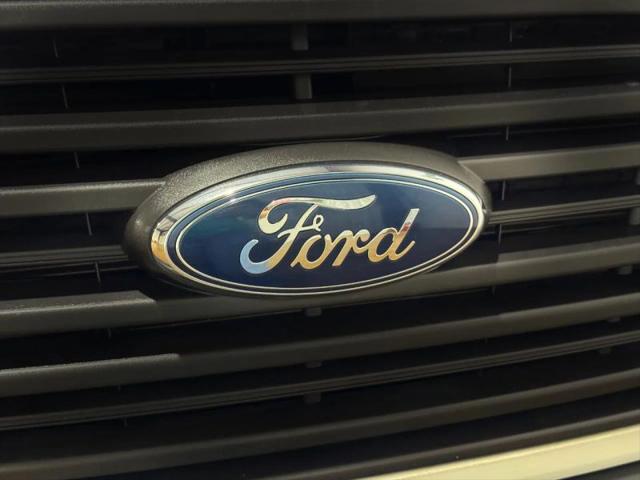 2018 Ford Transit Extended Length w/Sliding Side Door w/LWB