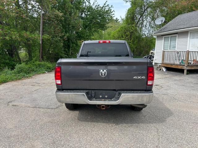 2017 Ram 1500 Express Quad Cab 4x4 6'4" Box
