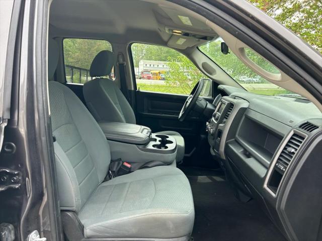2017 Ram 1500 Express Quad Cab 4x4 6'4" Box