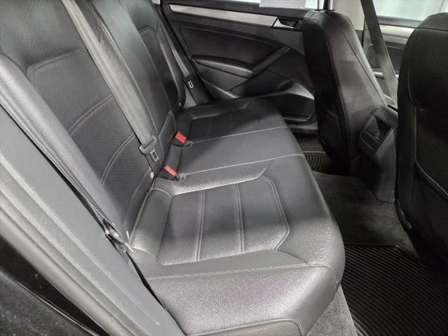 2015 Volkswagen Passat 1.8T Wolfsburg Edition