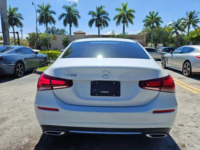 2020 Mercedes-Benz A 220 A 220