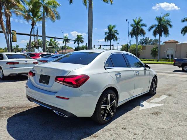 2020 Mercedes-Benz A 220 A 220