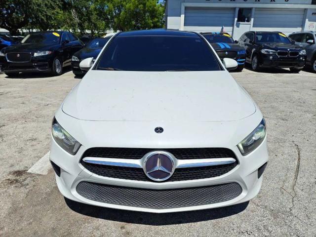 2020 Mercedes-Benz A 220 A 220