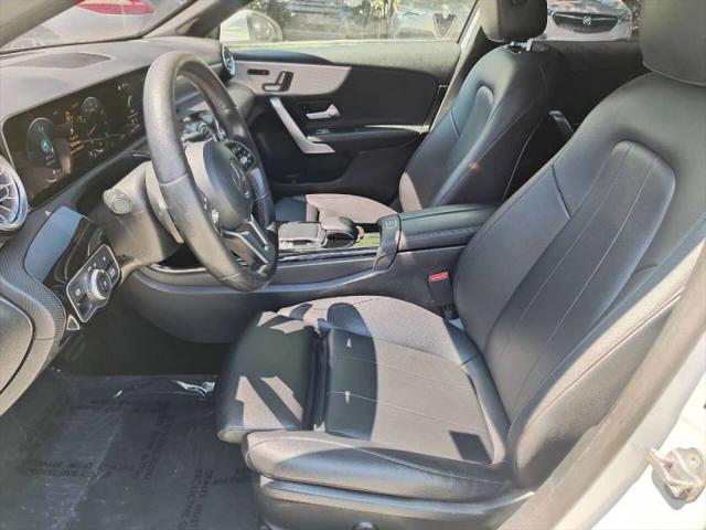 2020 Mercedes-Benz A 220 A 220