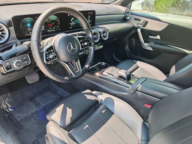 2020 Mercedes-Benz A 220 A 220