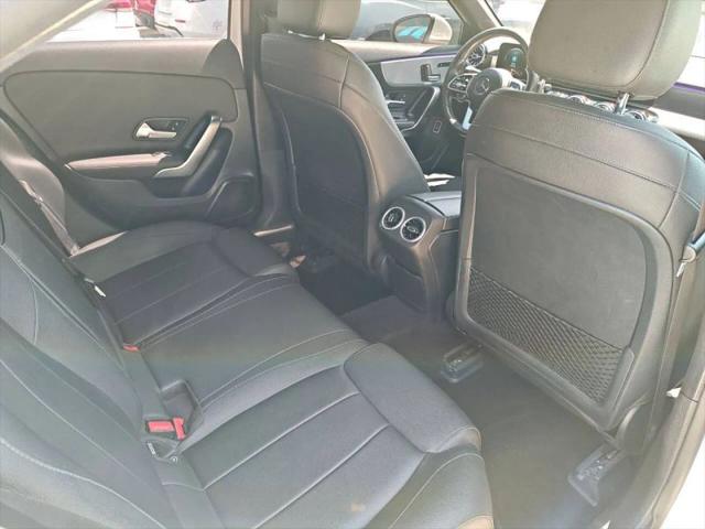 2020 Mercedes-Benz A 220 A 220