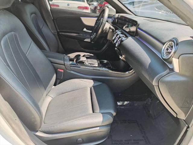 2020 Mercedes-Benz A 220 A 220