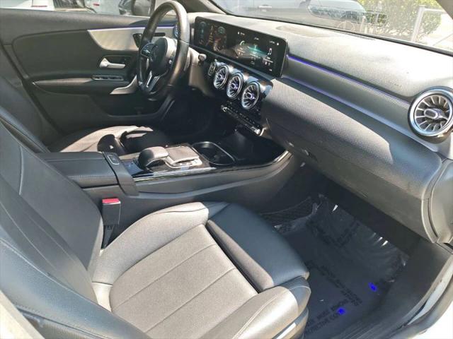 2020 Mercedes-Benz A 220 A 220