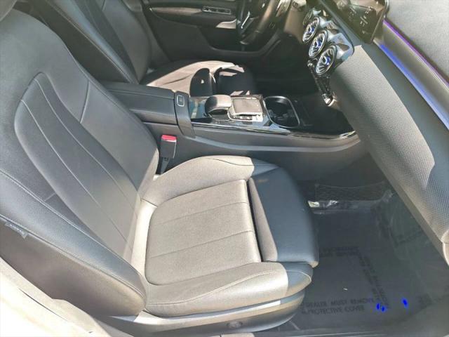 2020 Mercedes-Benz A 220 A 220