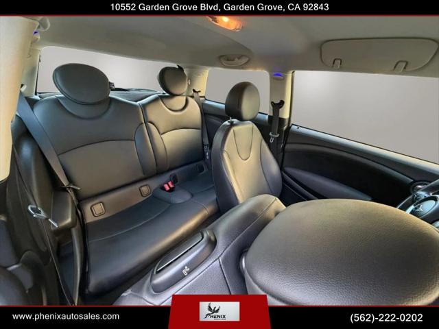 2011 MINI Cooper Cooper