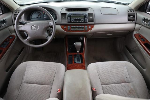 2003 Toyota Camry LE