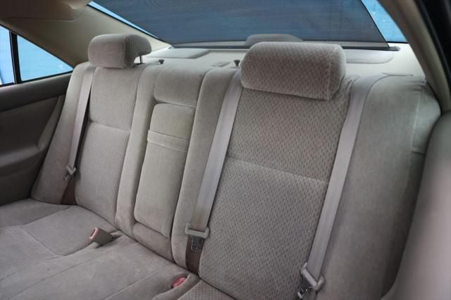 2003 Toyota Camry LE