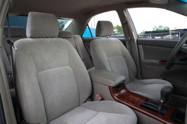 2003 Toyota Camry LE