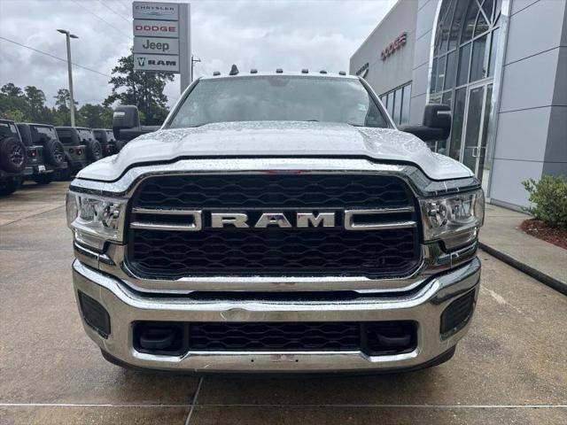 2024 Ram 3500 Tradesman/SLT/Laramie/Limited