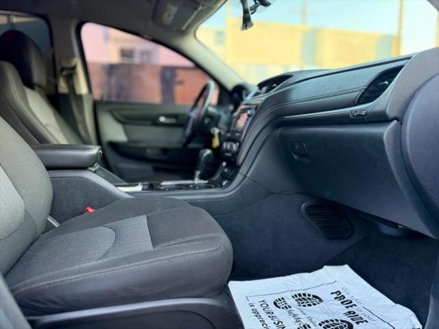 2017 Chevrolet Traverse 1LT
