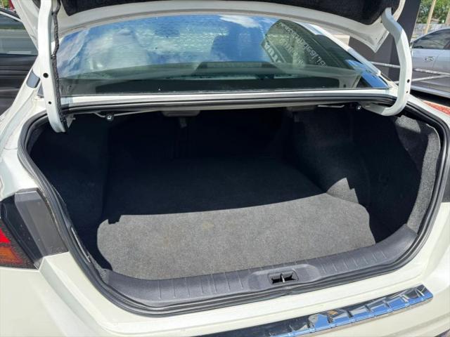 2020 Nissan Altima SR FWD