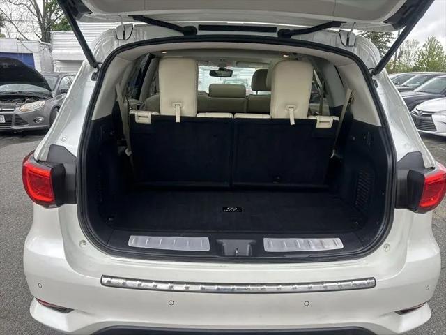2019 INFINITI QX60 LUXE