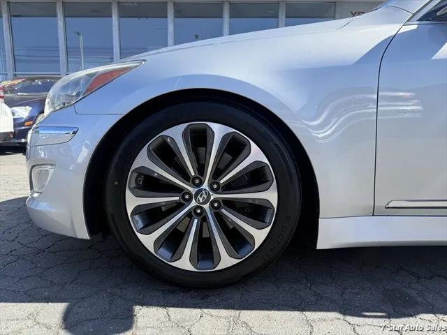 2012 Hyundai Genesis 5.0 R-Spec