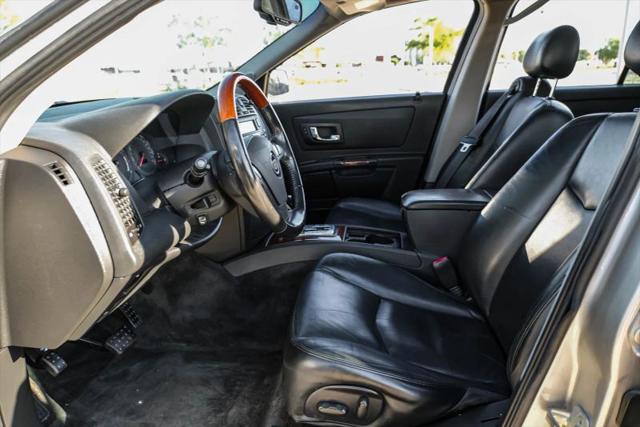 2004 Cadillac SRX V8