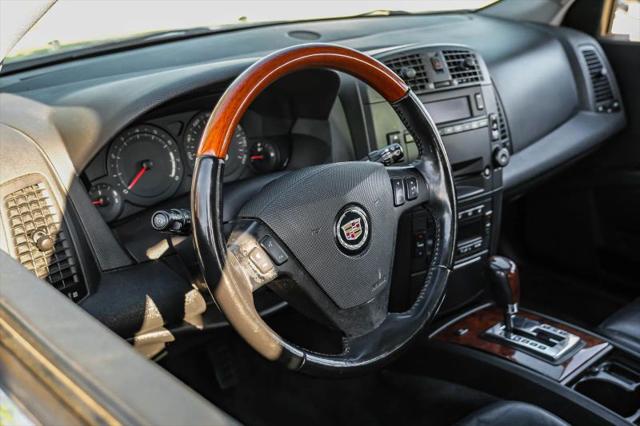 2004 Cadillac SRX V8
