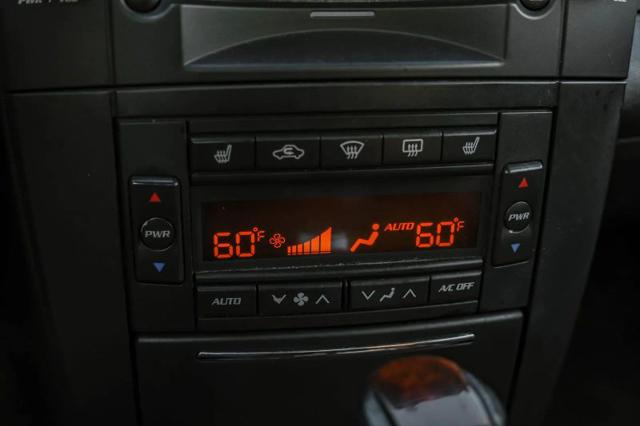2004 Cadillac SRX V8