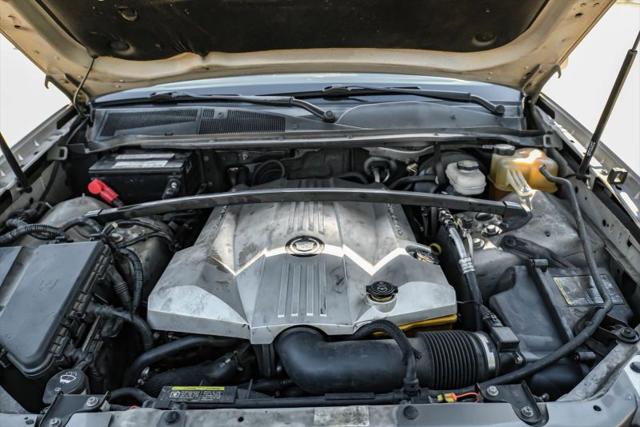 2004 Cadillac SRX V8