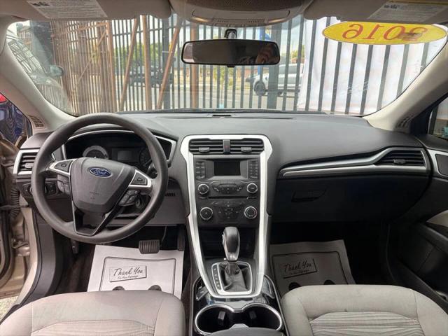 2016 Ford Fusion S