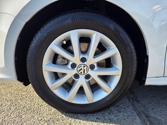 2015 Volkswagen Jetta 1.8T SE