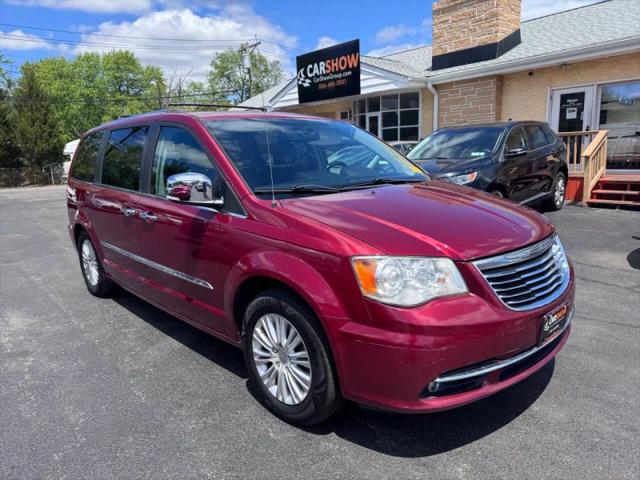 2013 Chrysler Town & Country Limited for sale in Cinnaminson, NJ