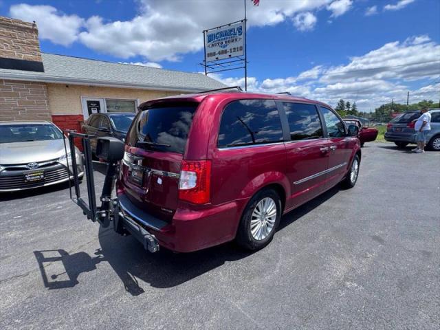 2013 Chrysler Town & Country Limited
