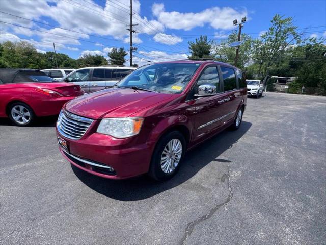 2013 Chrysler Town & Country Limited