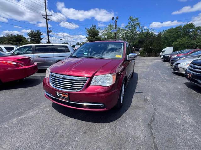 2013 Chrysler Town & Country Limited