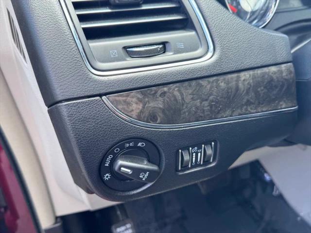 2013 Chrysler Town & Country Limited