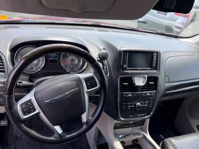 2013 Chrysler Town & Country Limited