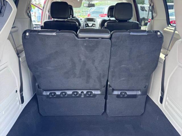 2013 Chrysler Town & Country Limited