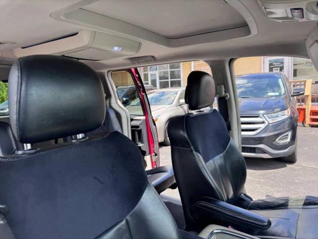 2013 Chrysler Town & Country Limited