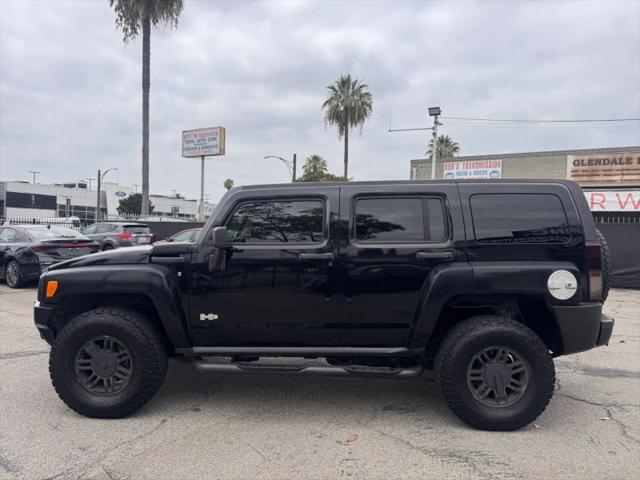2006 HUMMER H3 Base