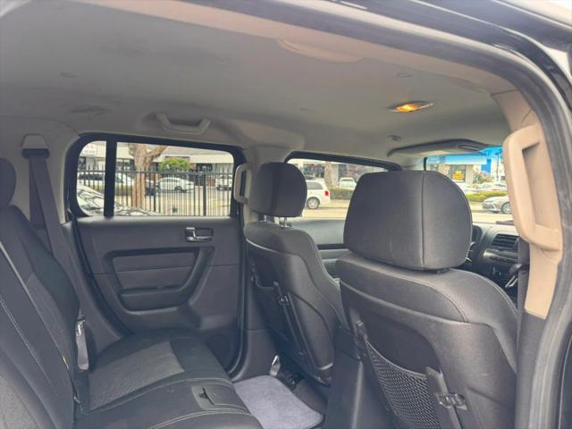 2006 HUMMER H3 Base