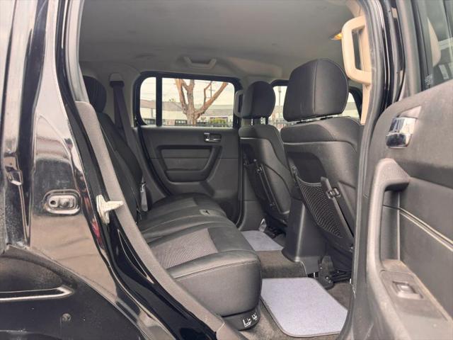 2006 HUMMER H3 Base