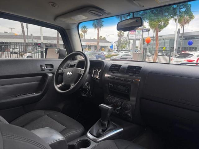 2006 HUMMER H3 Base