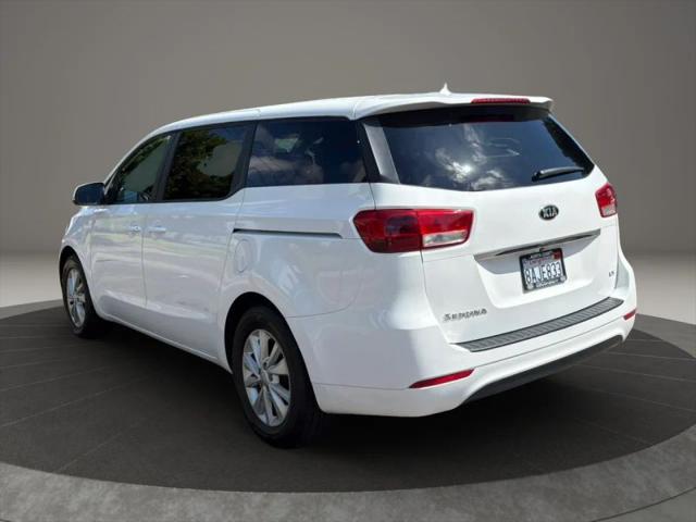 2017 Kia Sedona LX